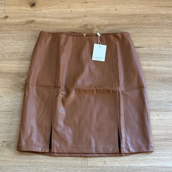 Mangopop Dresses & Skirts - Mangopop Brown Faux Leather High waisted Mini Skirt- small